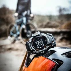 G-Shock G-Squad GBD-H2000-1AER Watch -Outlet Glis Chrono Store g shock gbd h2000 1aer g squad 14898259