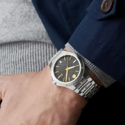 Movado SE 0607552 SE Automatic Watch 9 Movado SE 0607552 SE Automatic Watch -Outlet Glis Chrono Store movado se automatic 0607552 13901082